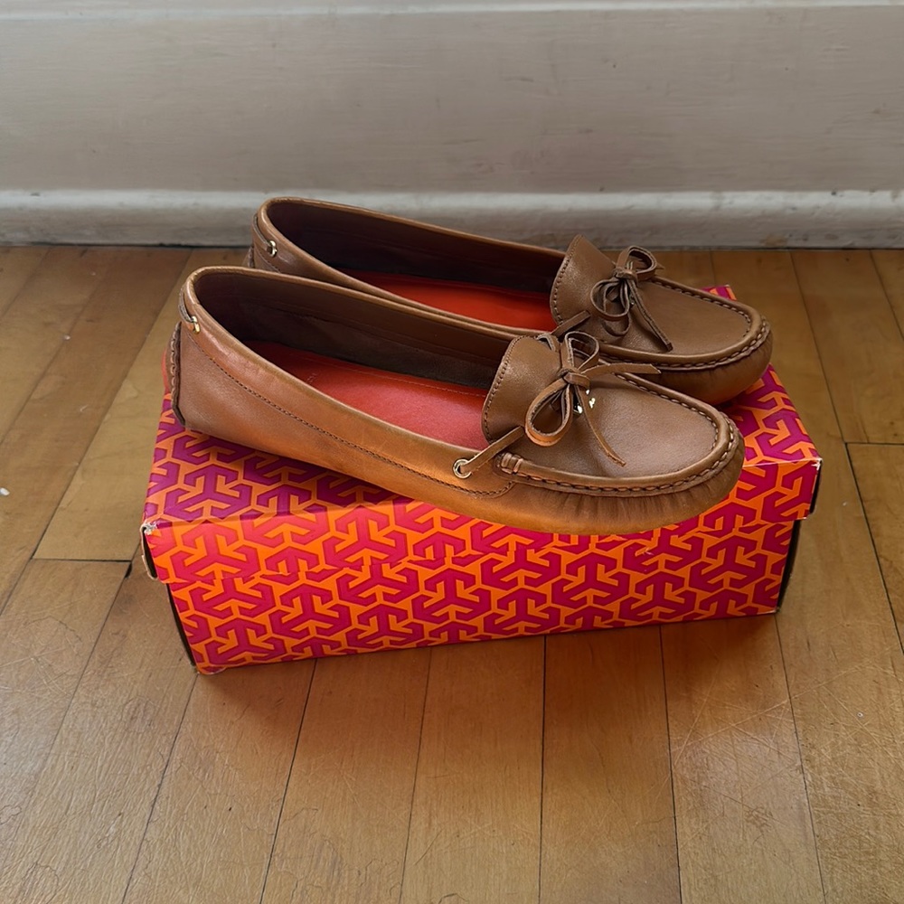 Tory Burch flats